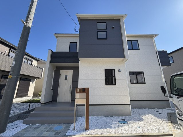 平塚市纒新築戸建て　4号棟