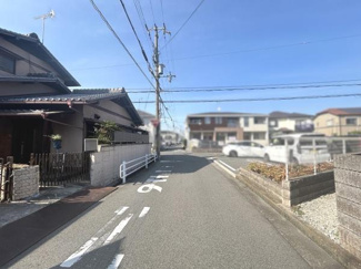 【前面道路含む現地写真】