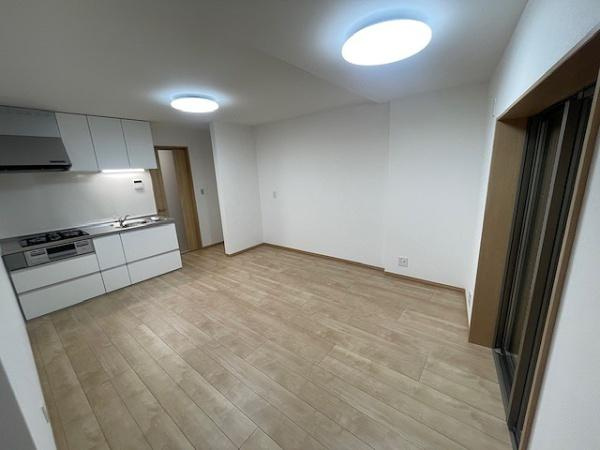 【居間・リビング】 | 大阪市東成区大今里南3丁目　中古テラスハウス