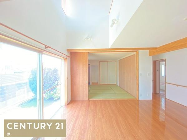 橋本市あやの台1丁目　中古戸建の居間・リビング