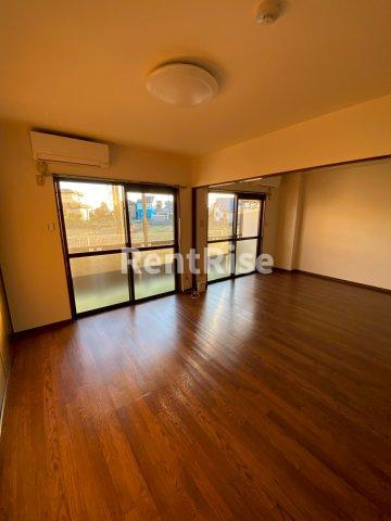 リンピア　INOUEの居間・リビング