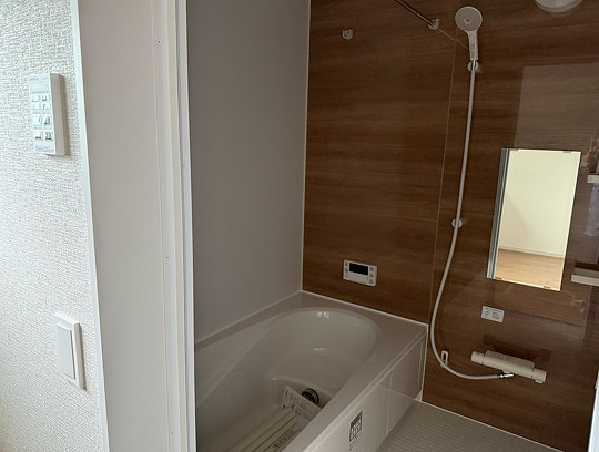 板持　新築戸建の浴室