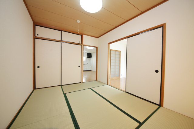 エルモリカワの和室