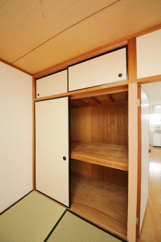 エルモリカワの収納