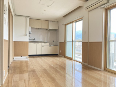 【居間・リビング】 | 山本ビル