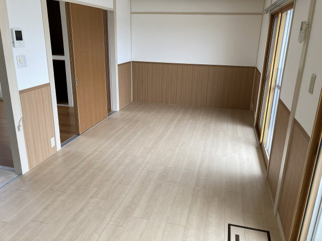 山本ビルの内装