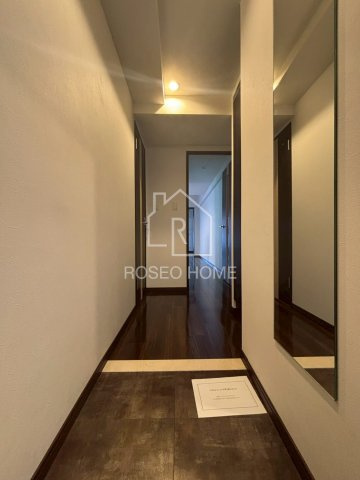 ラクラス江戸堀の玄関