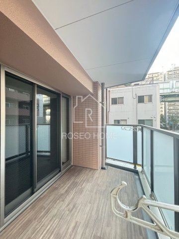 ラクラス江戸堀のバルコニー