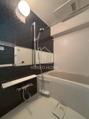 ラクラス江戸堀の浴室