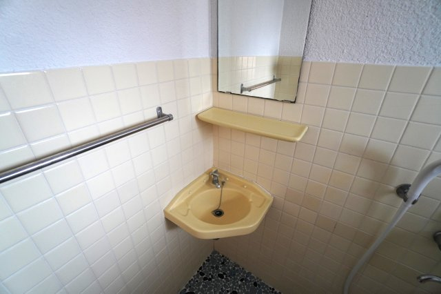 吉村ビルのトイレ