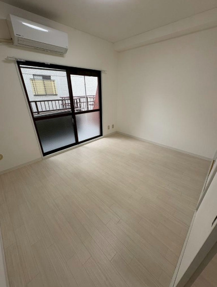 ライオンズマンション魚崎第六の洋室