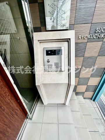 サクセス緑地公園のセキュリティ|オートロックで安心