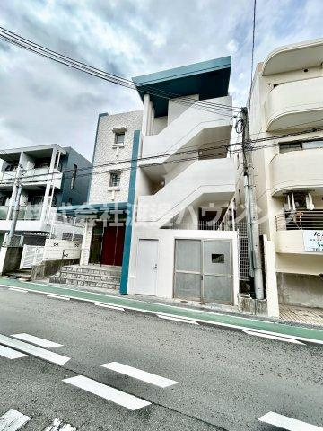 サクセス緑地公園の外観