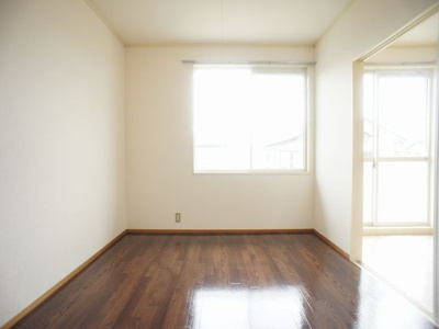 【寝室】 | ドミールタナカⅢ | 充実収納スペースがあります♪