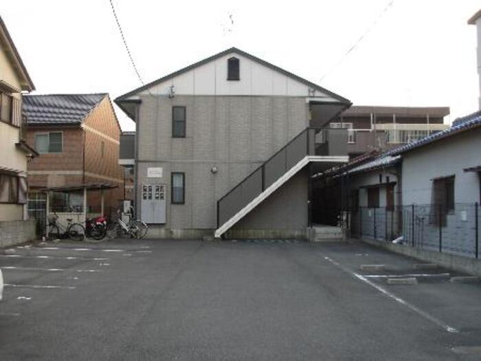 プリシェール小木田の外観