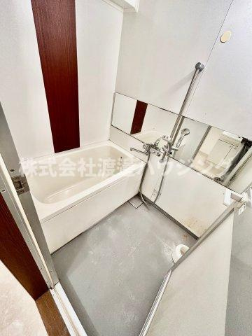 第1マンション寺直の浴室