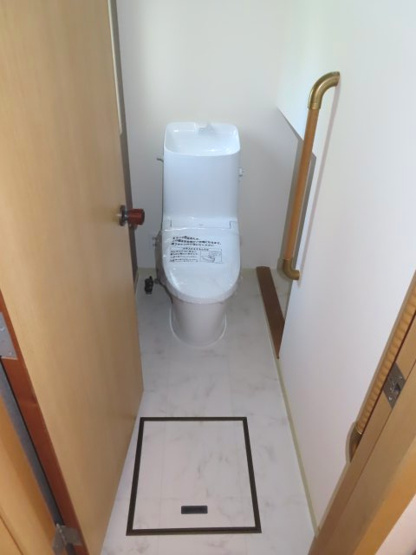 【トイレ】 | 北見市高砂町１２番３号　中古売家 | 温水洗浄便座付トイレ交換済