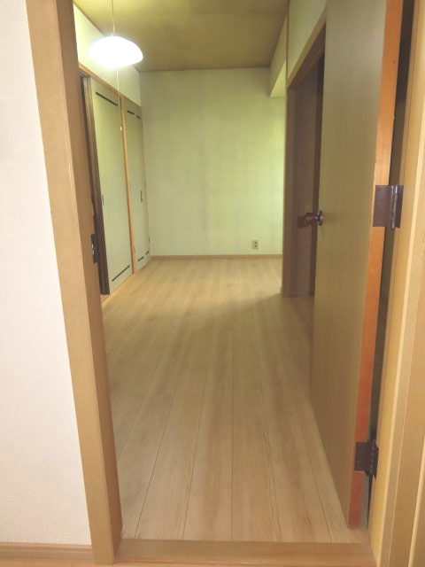 北見市高砂町１２番３号　中古売家の洋室