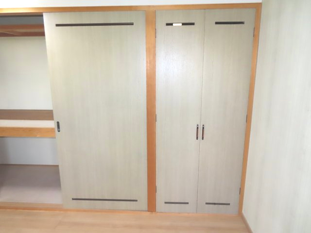 北見市高砂町１２番３号　中古売家の収納