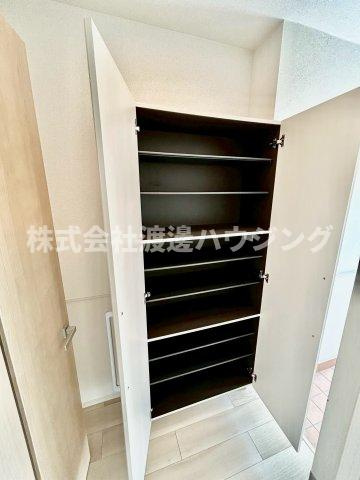 サンリット アライブⅡの収納|玄関収納