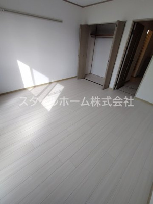 【内装】 | メゾン・ド・ラヴィ菰口Ⅰ | 別部屋写真です。