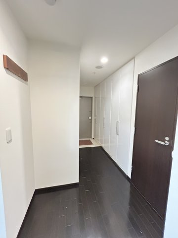 クオリア恵比寿ウエストの居間・リビング