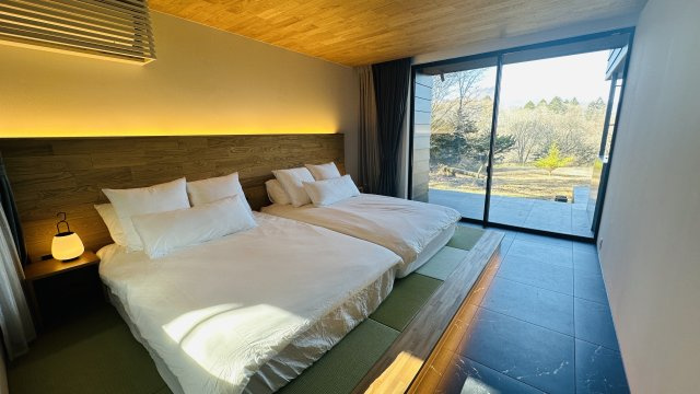 南軽井沢 南平台別荘地 フルリモデル デザイナーハウスの洋室