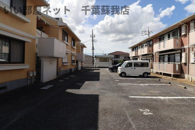 ファーストターフ鎌取　Ａの駐車場|駐車スペースもあります