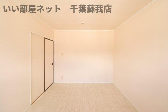 ファーストターフ鎌取　Ａの洋室|個人の部屋や寝室として使える洋室です