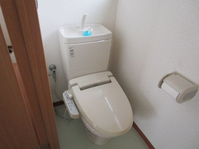 【トイレ】 | Sempre Vita 南甲子園 | 落ち着いた色調のトイレです