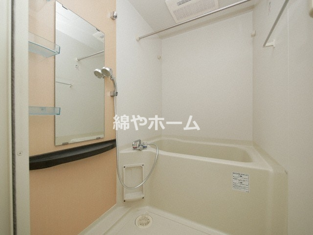 エスリード難波ステーションプラザの浴室|きれいなお風呂です