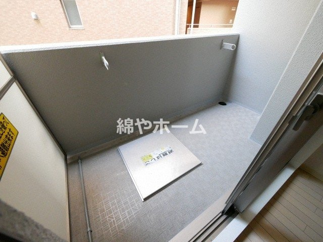 エスリード難波ステーションプラザのバルコニー|バルコニーからの眺めを楽しみながら食事をしませんか