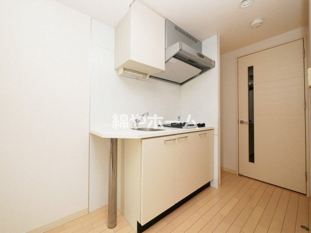 エスリード難波ステーションプラザのキッチン|お料理しやすいキッチンです