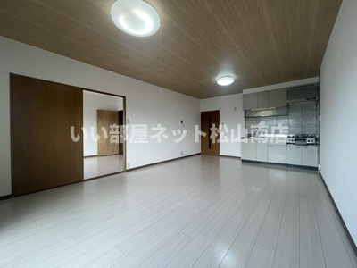 【内装】 | ラフォーレ鷹の子