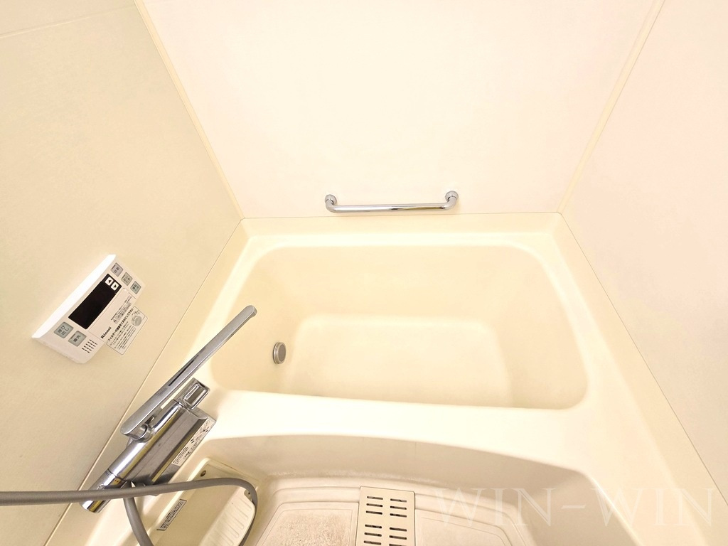 春日グリーンフラッツの浴室