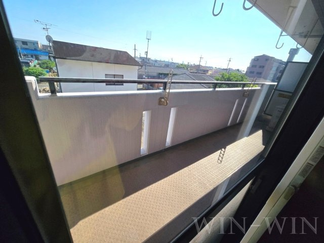 春日グリーンフラッツのバルコニー