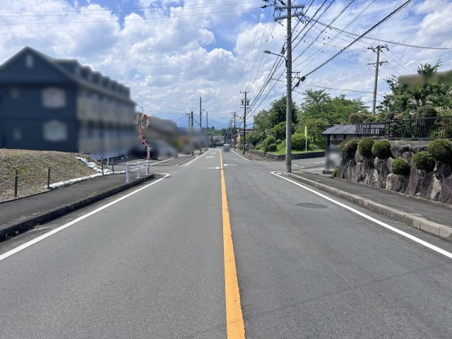 【前面道路含む現地写真】 | 四日市市八千代台２丁目 | 前面道路