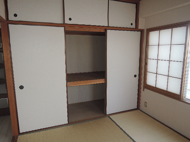 クリーンピア西二階町の収納