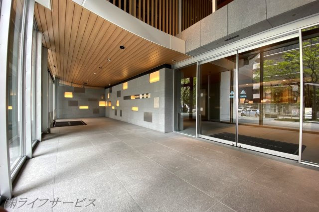 【エントランス】 | プラウドシティ新大阪 | エントランス