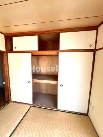 西村グリーンハイツの収納