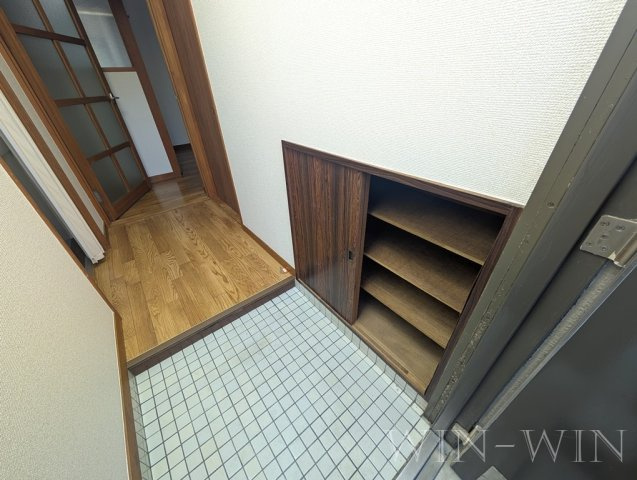 パークサイドハイム Ⅰ棟の玄関