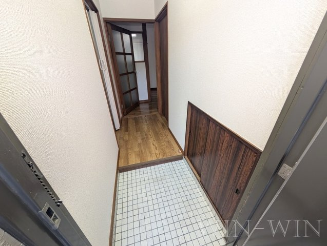 パークサイドハイム Ⅰ棟の玄関