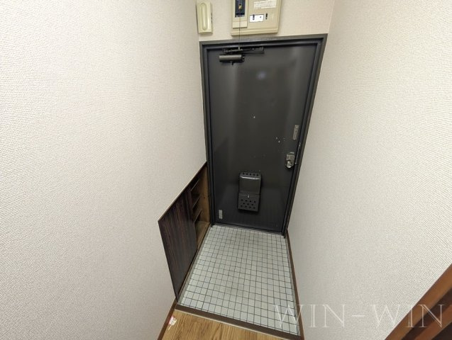 パークサイドハイム Ⅰ棟の玄関