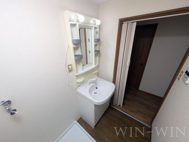 パークサイドハイム Ⅰ棟の独立洗面台