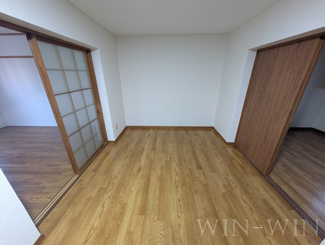 パークサイドハイム Ⅰ棟の居間・リビング