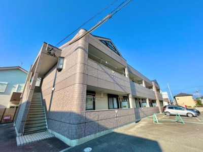 【外観】 | ヴィレッジ名草 | 外観写真（昼）