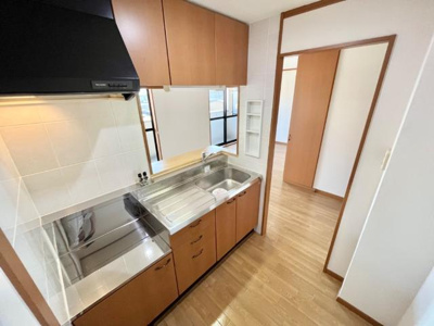 【キッチン】 | ヴィレッジ名草 | キッチン