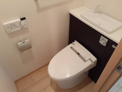 【トイレ】 | アグネス | コンパクトで使いやすいトイレです