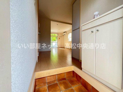 【玄関】 | エクセル牟礼