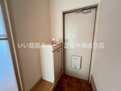 【玄関】 | エクセル牟礼